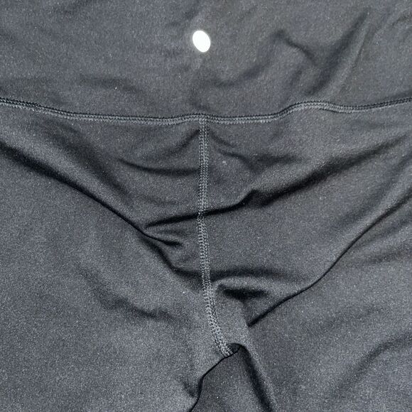 Yogalicious Lux  Womens stretchy Black Small Shorts Athleisure - Picture 3 of 4